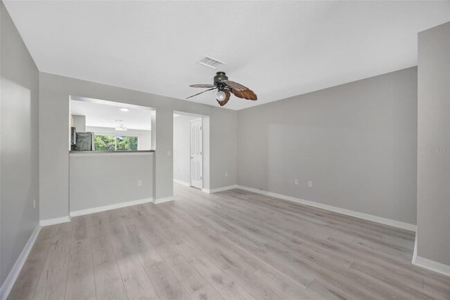 Foto del edificio - 6831 Dartmouth Hill St