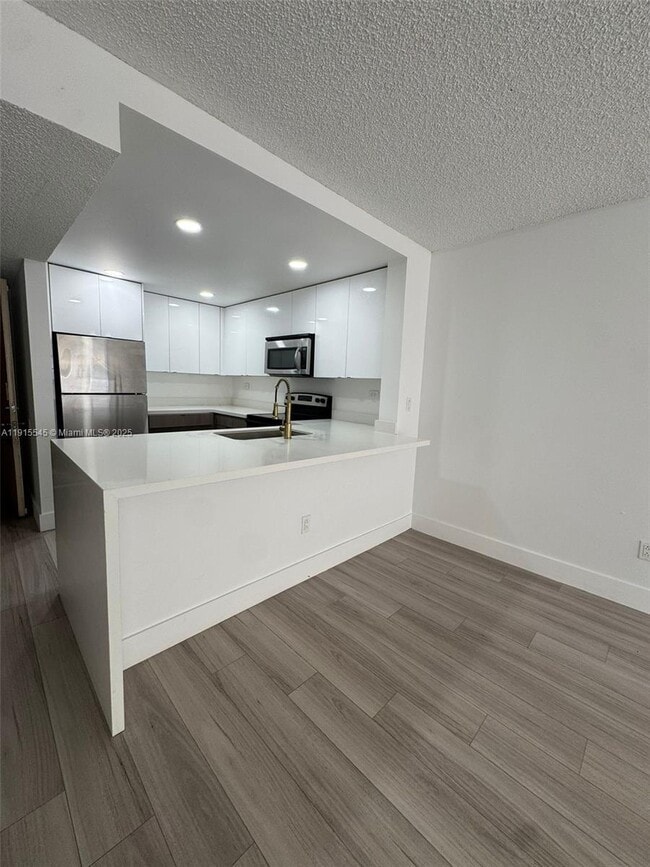 Foto del edificio - 20860 San Simeon Way