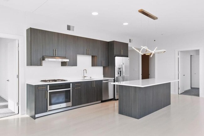 Building Photo - 1240 S 2nd St