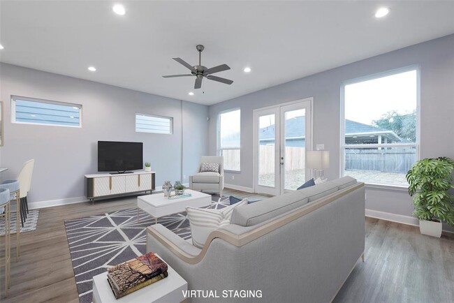 Foto del edificio - 8415 Mclean St