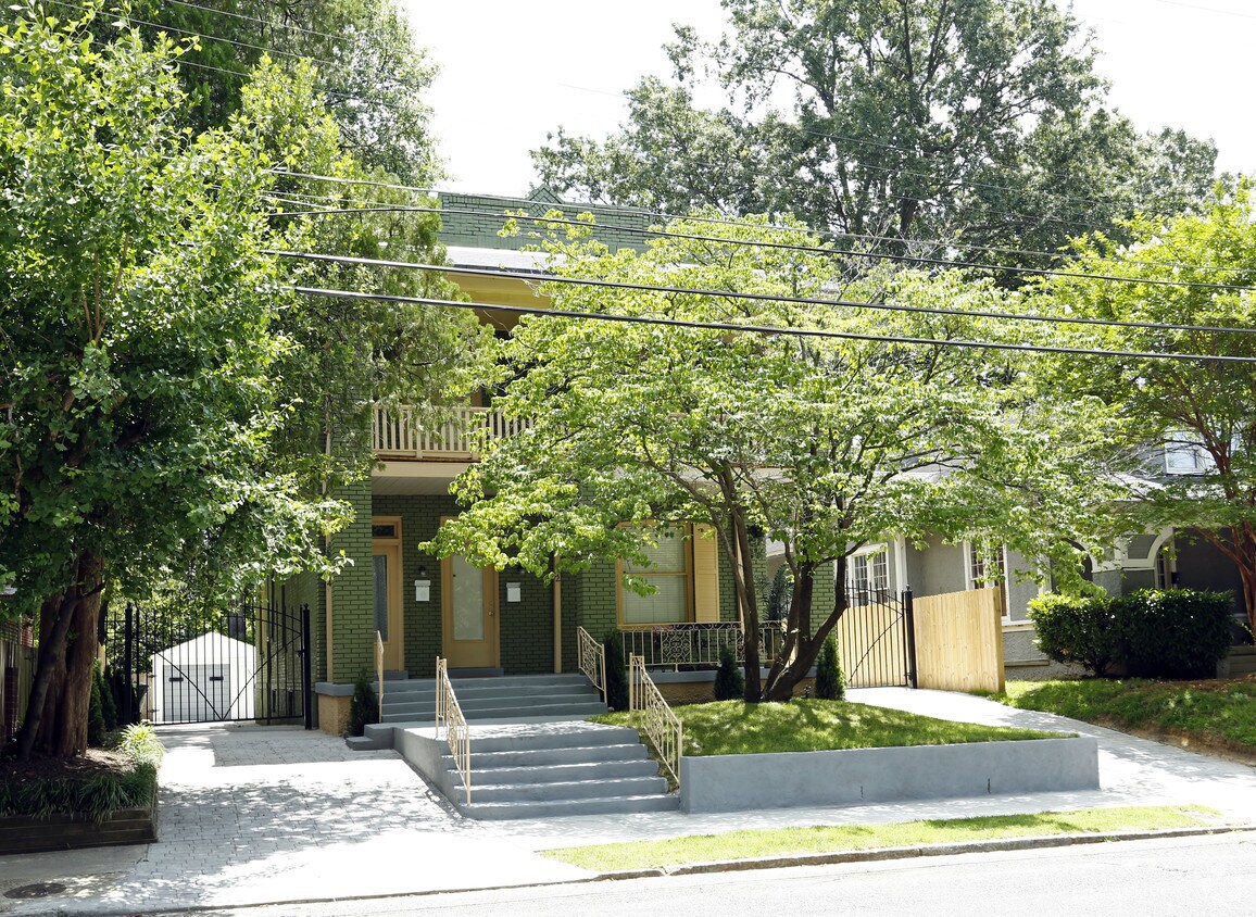 Building Photo - 142 N Tucker St