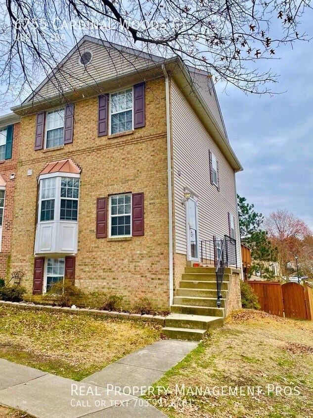 Stunning Townhouse Great Location! Townhome Rentals in Lorton VA