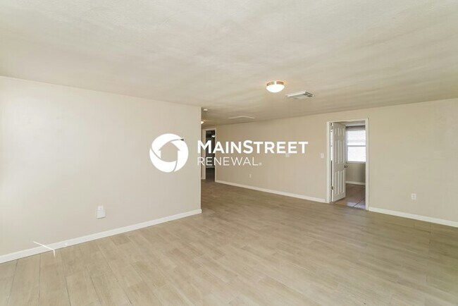 Foto del edificio - 3 Bedroom Pet-Friendly Home in Port Richey, FL with Main Street Renewal