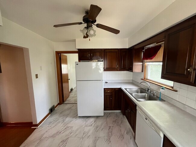 Foto del edificio - 128 Colliers Way