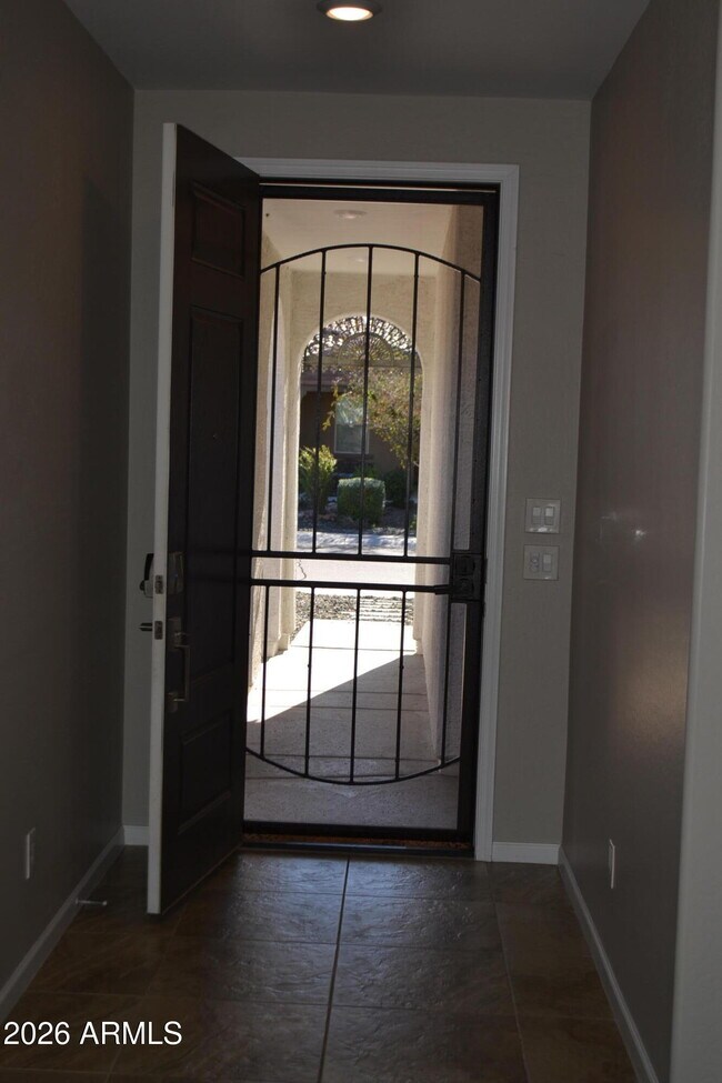 Building Photo - 11658 E Chevelon Trail