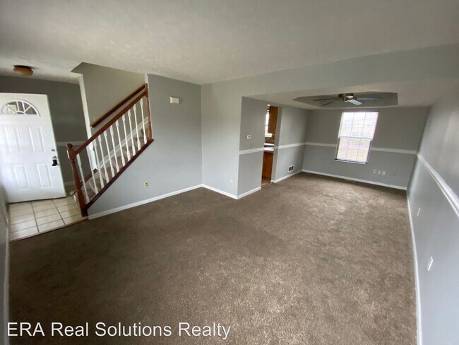 Building Photo - 4 br, 2.5 bath House - 1950 Dyer Road 1950