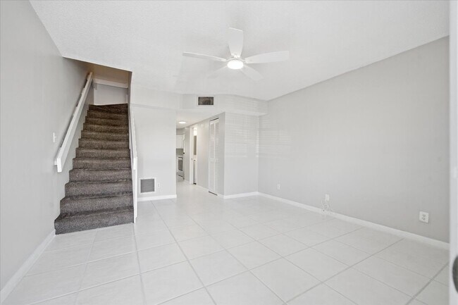 Foto del edificio - 2810 62nd Ave N