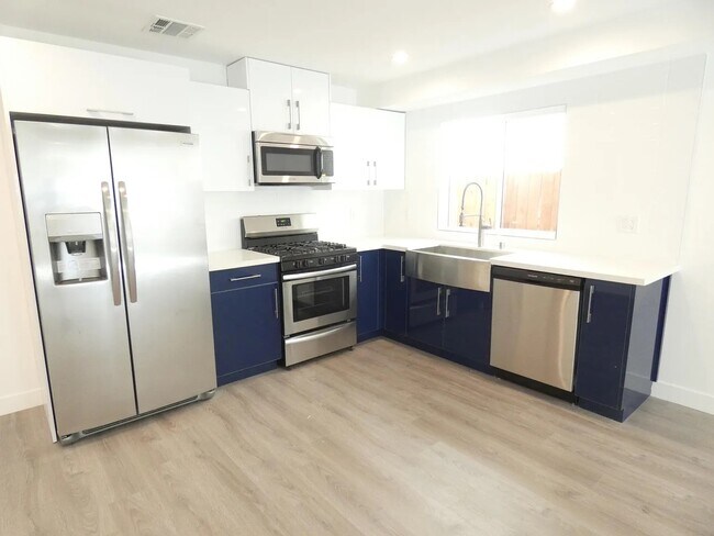 Foto del edificio - 10837 Blix St