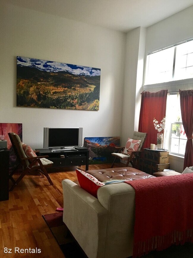 Foto del edificio - 3 br, 2.5 bath House - 855 Snowberry Street