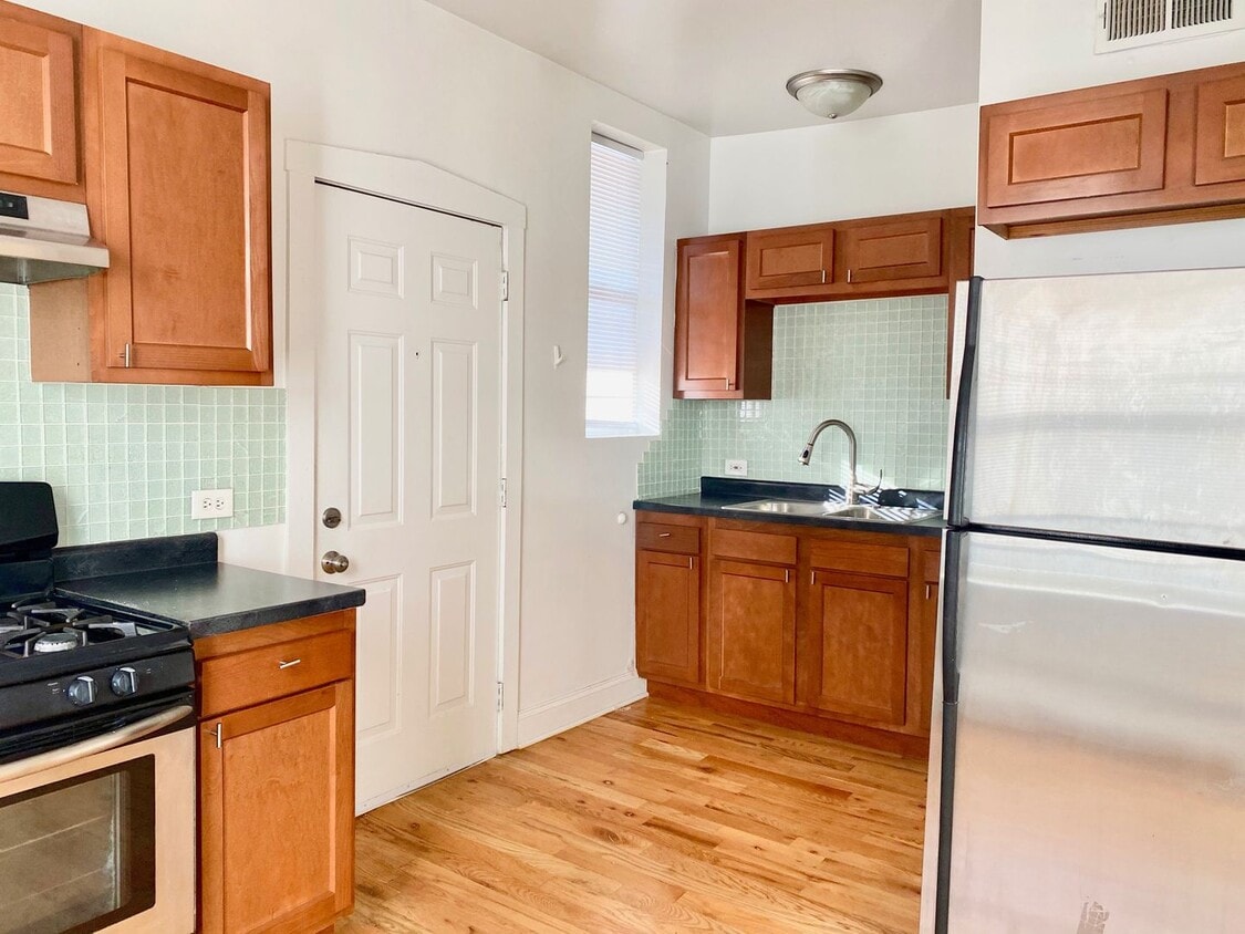 Foto principal - 806 N Bishop St