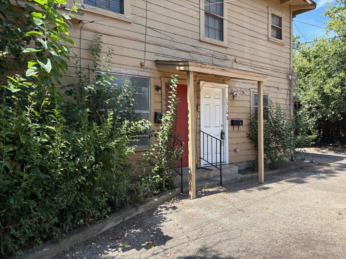 Primary Photo - 1516 N 5th St