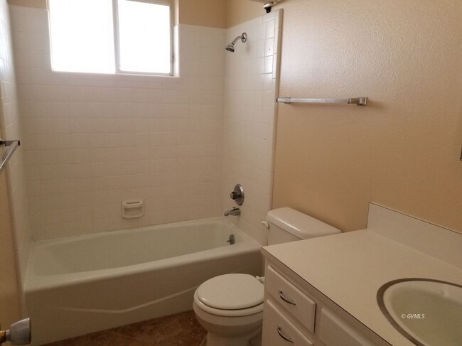 Foto del edificio - 3986 W Golf Course Rd
