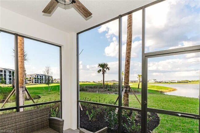 Foto del edificio - 15375 Green Acres Avenue Unit 2211