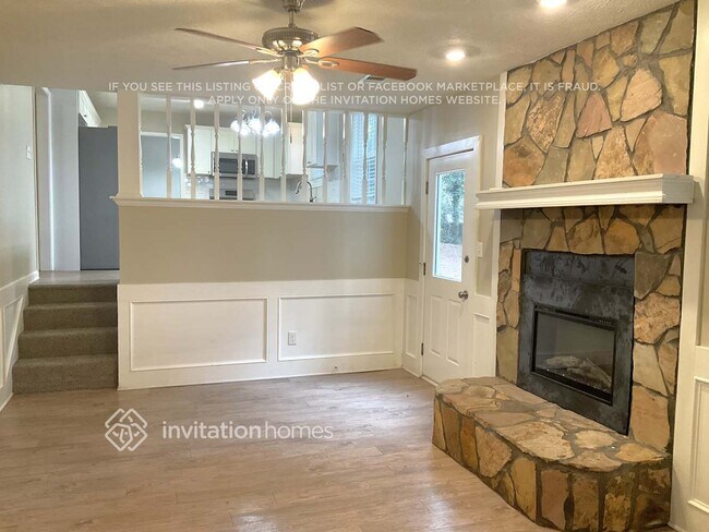 Foto del edificio - 1545 Haynes Ct SW