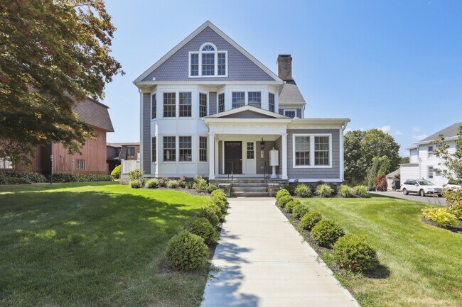 Foto del edificio - 138 Deer Hill Ave