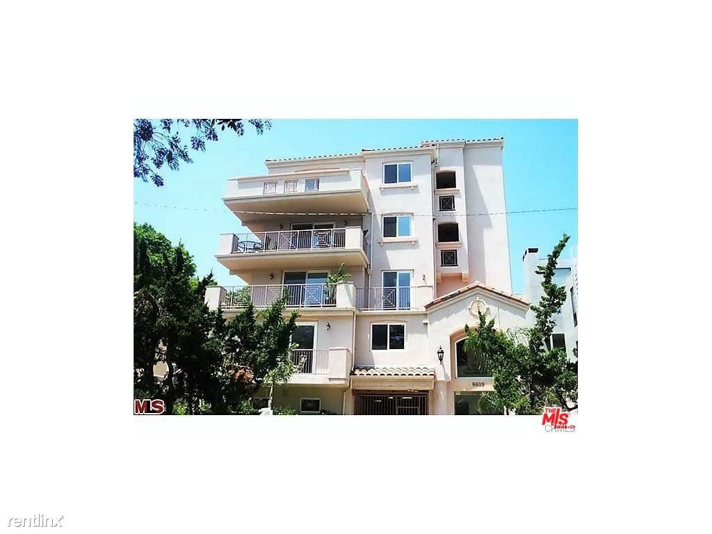 Building Photo - 8609 W West Knoll Dr