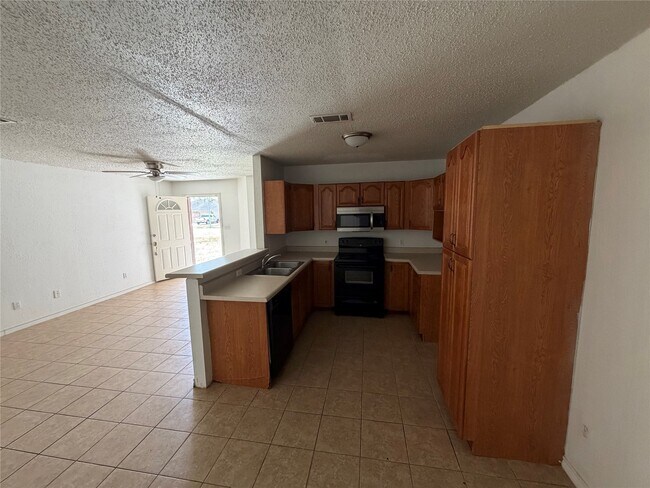 Foto del edificio - 1917 Estate Dr