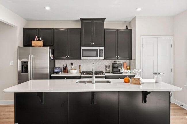 Photo - 9019 BELINDA BLVD Unit Townhome