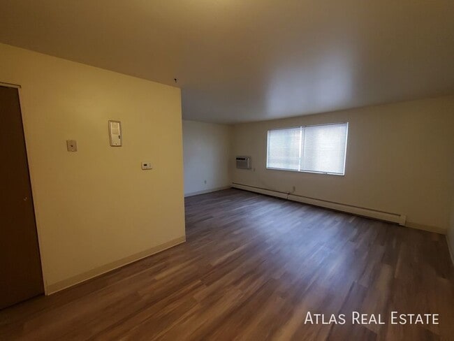 Building Photo - 207 Mathew Street-12A