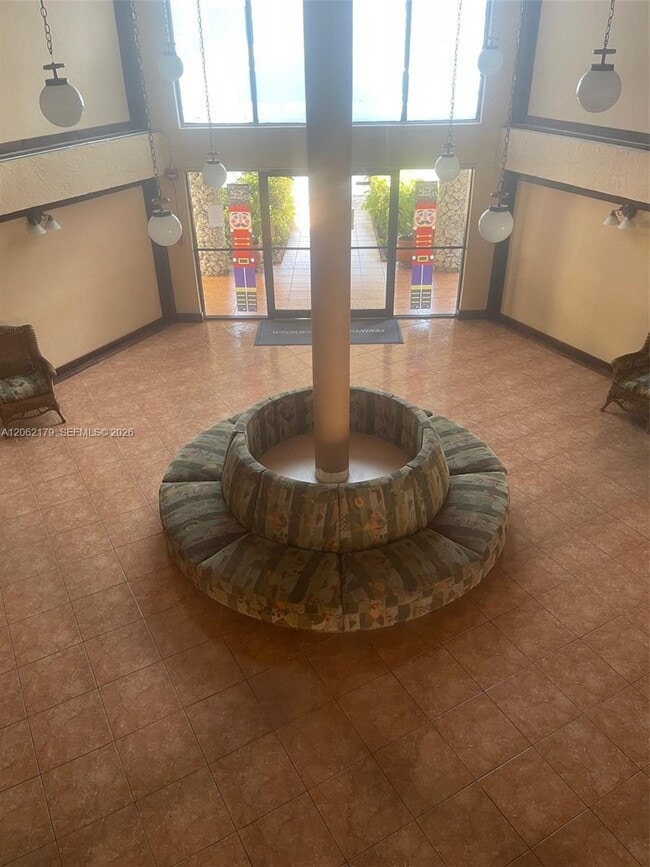 Foto del edificio - 1350 SW 122nd Ave
