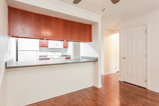 Foto del edificio - 2 bedroom 1 bath Condo for Rent in Everett WA