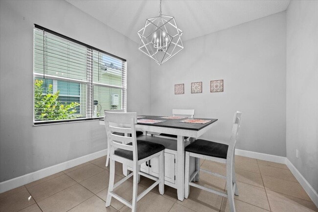 Building Photo - 15406 Goldfinch Cir