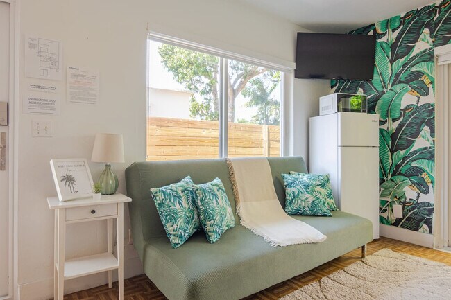 Building Photo - 927 N 17th Ave