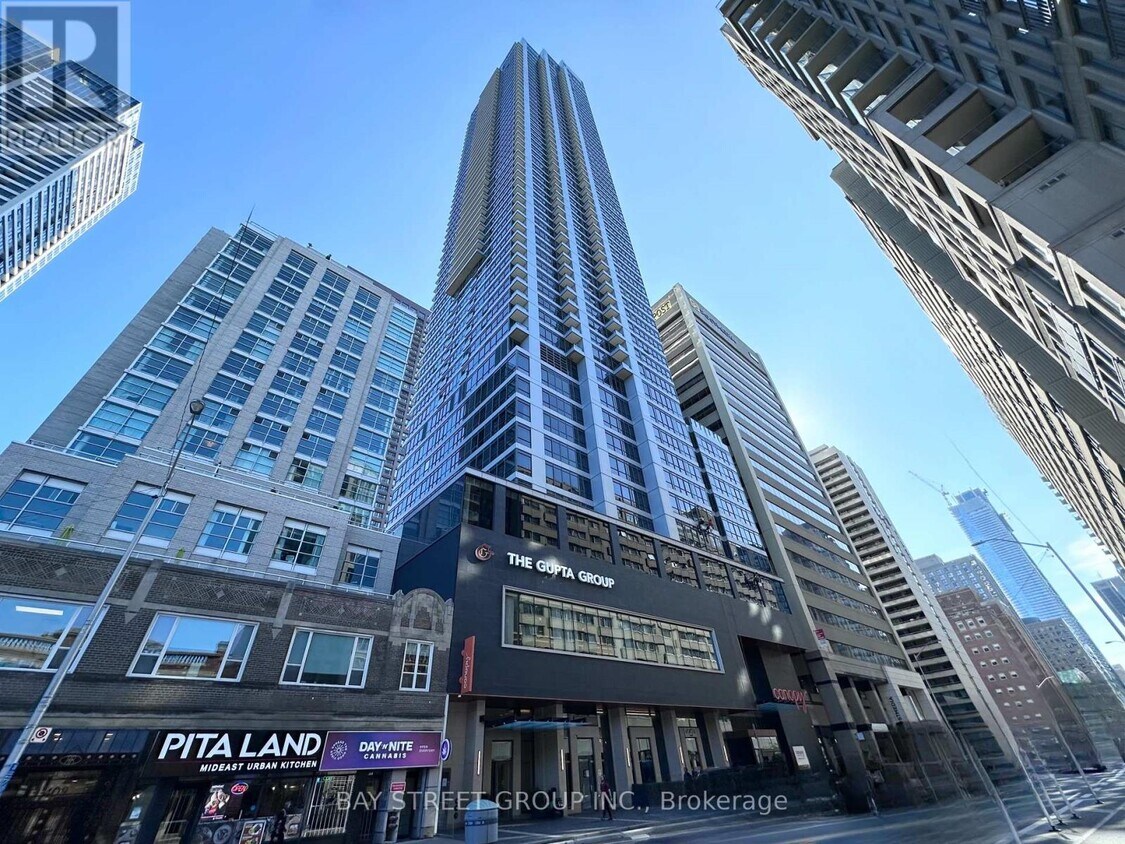 Photo principale - 395-2395 Bloor St E