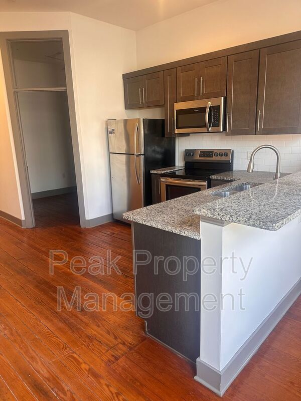 Foto del edificio - 1204 Hull Street Rd