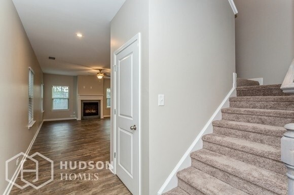 Building Photo - NOW AVAILABLE! - 3960 Lake Manor Way, Atla...