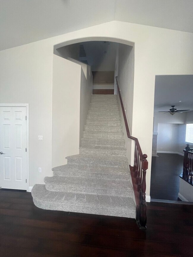 Foto del edificio - Amazing Anthem home! Close to parks, trail...