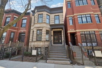 Building Photo - 2044 N Sheffield Ave