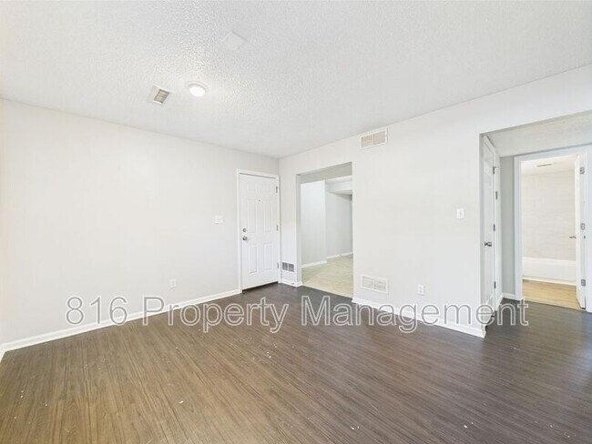 Foto del edificio - 1229 W Hayward Ave