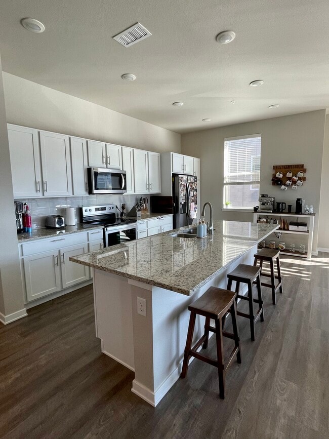 460 E Fremont Pl Unit 402, Centennial, CO 80122 Condo for Rent in