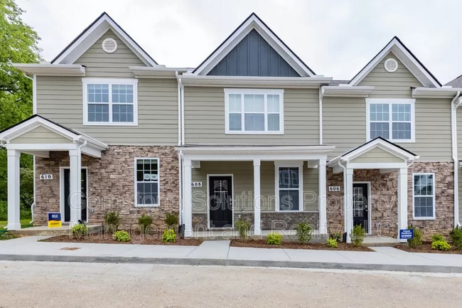 Building Photo - 608 Clifford Heights