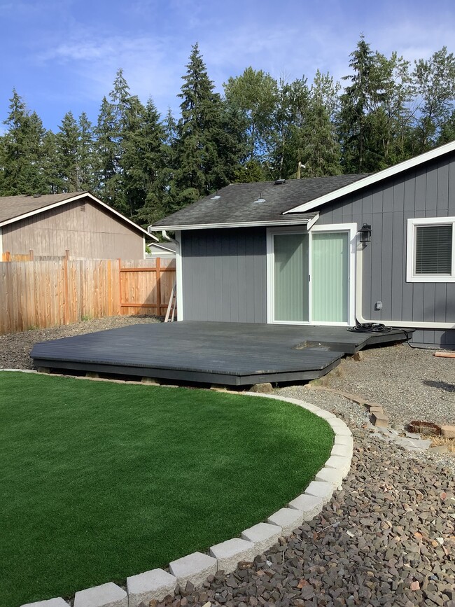 Patio interior - 26343 191st Pl SE