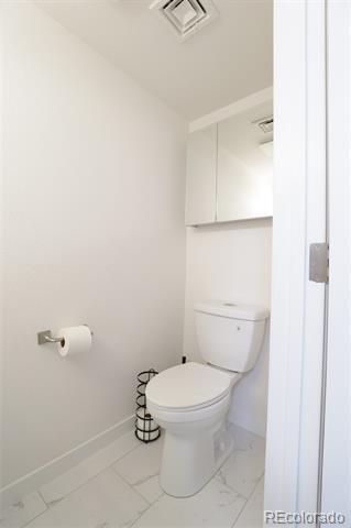 Foto del edificio - 8741 Dawson St
