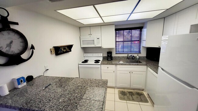 Foto del edificio - 2930 Crosley Dr E