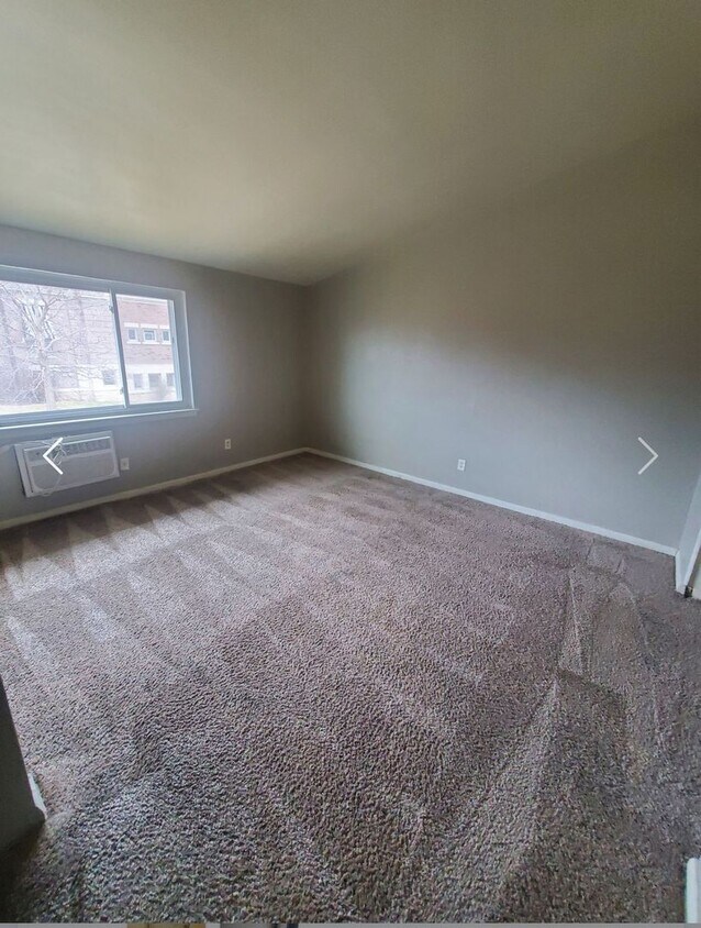 Foto del edificio - 2448 W Kilbourn Ave