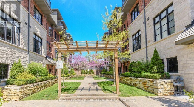 Building Photo - 20-20 Salvador Allende Ct