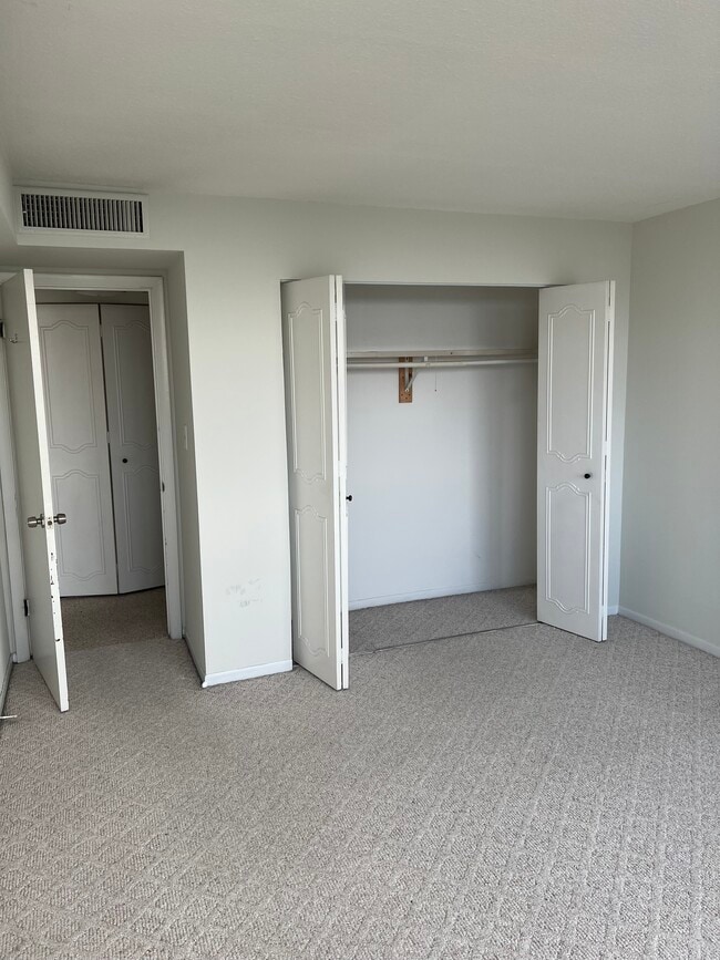 Closets - 7234 W North Ave