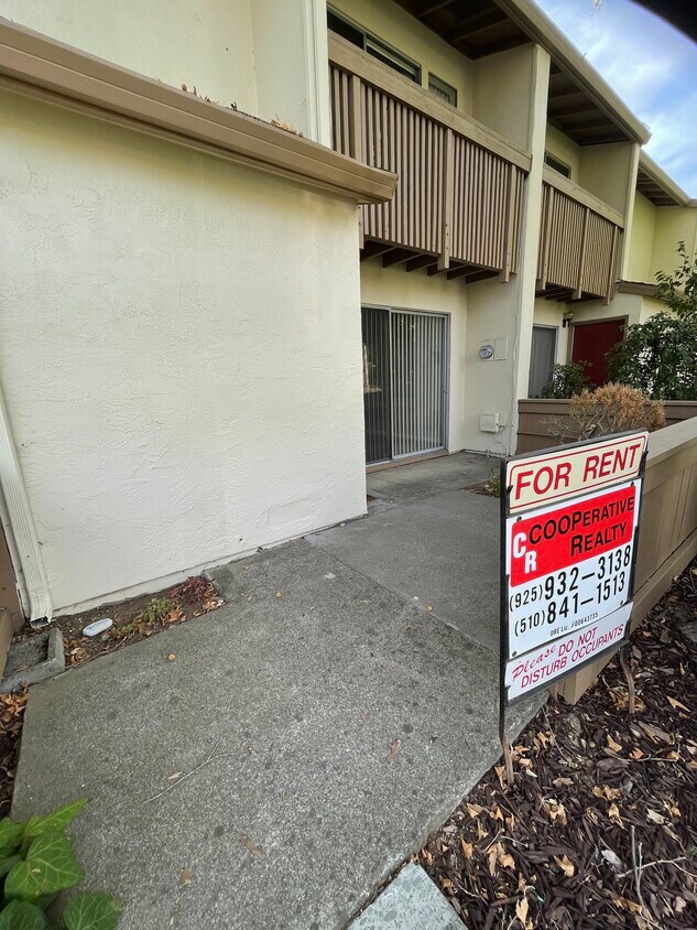 1814 Pomar Way, Walnut Creek, CA 94598 Townhome Rentals in Walnut