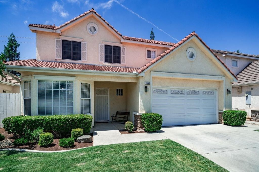 Foto principal - 6447 N Leslie Ln