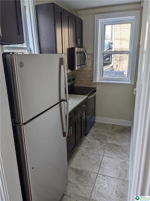 Foto del edificio - 14 W Church St