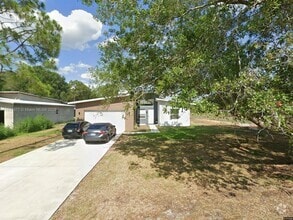 Building Photo - 2550 N Arrowhead Rd