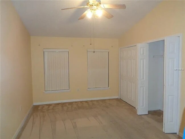 Foto del edificio - 675 Bluebill Ct