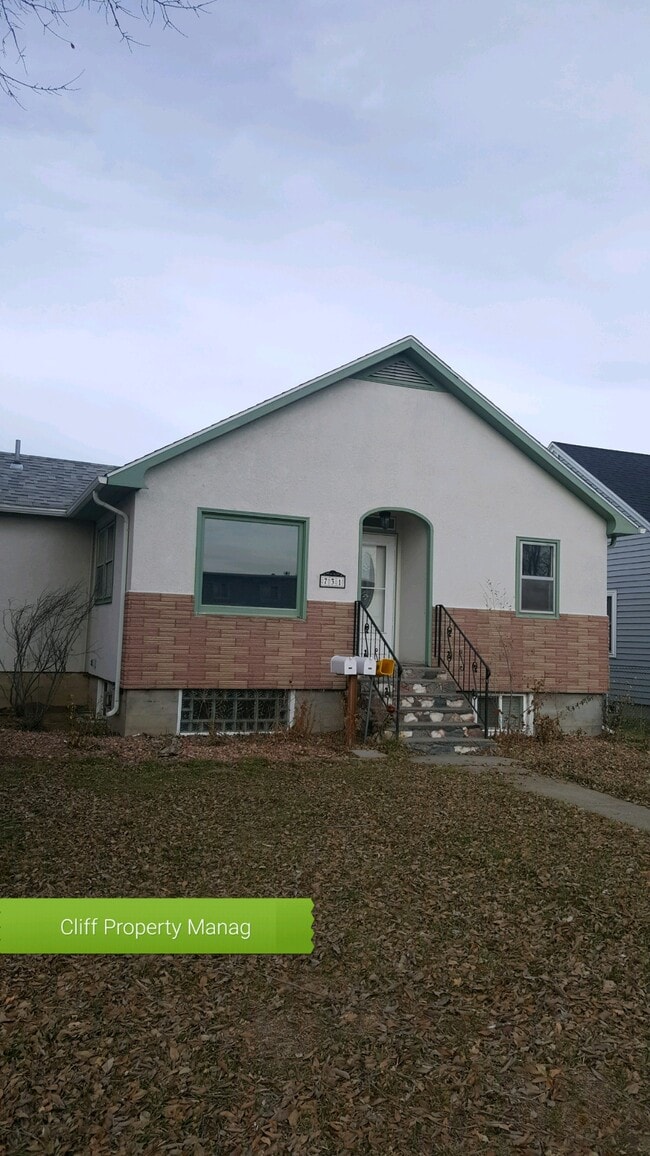 Building Photo - 731 Avenue E