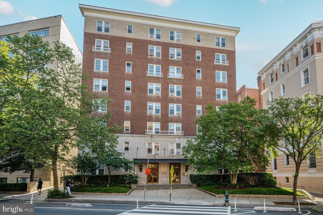 Primary Photo - Kalorama Studio Apartment W/Roof Top