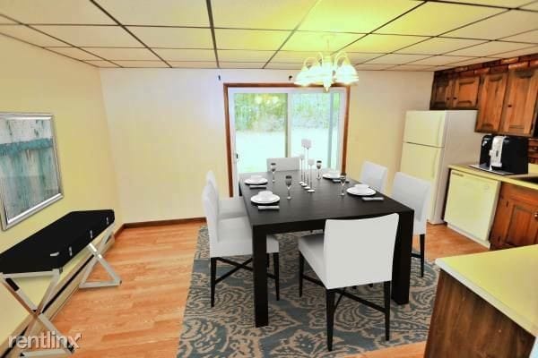Building Photo - 2 br, 1 bath Apartment - 274 Dimmick Rd