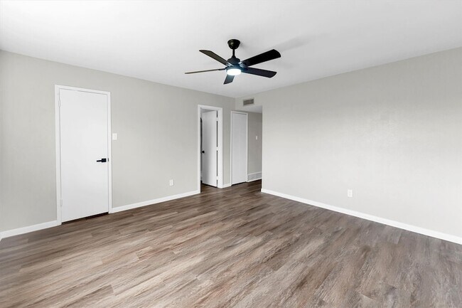 Foto del edificio - 18330 Navajo Trail Dr